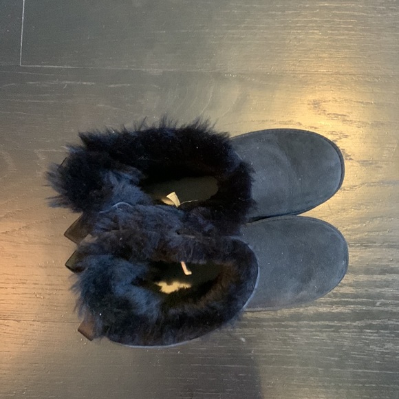 Ugg size four black brand new boots. Never worn. - Picture 4 of 6